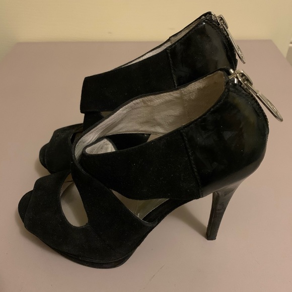 Michael Kors heels - Size 4 - Picture 2 of 11